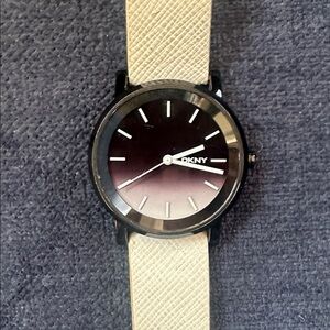 DKNY white leather Black and Gray Watch